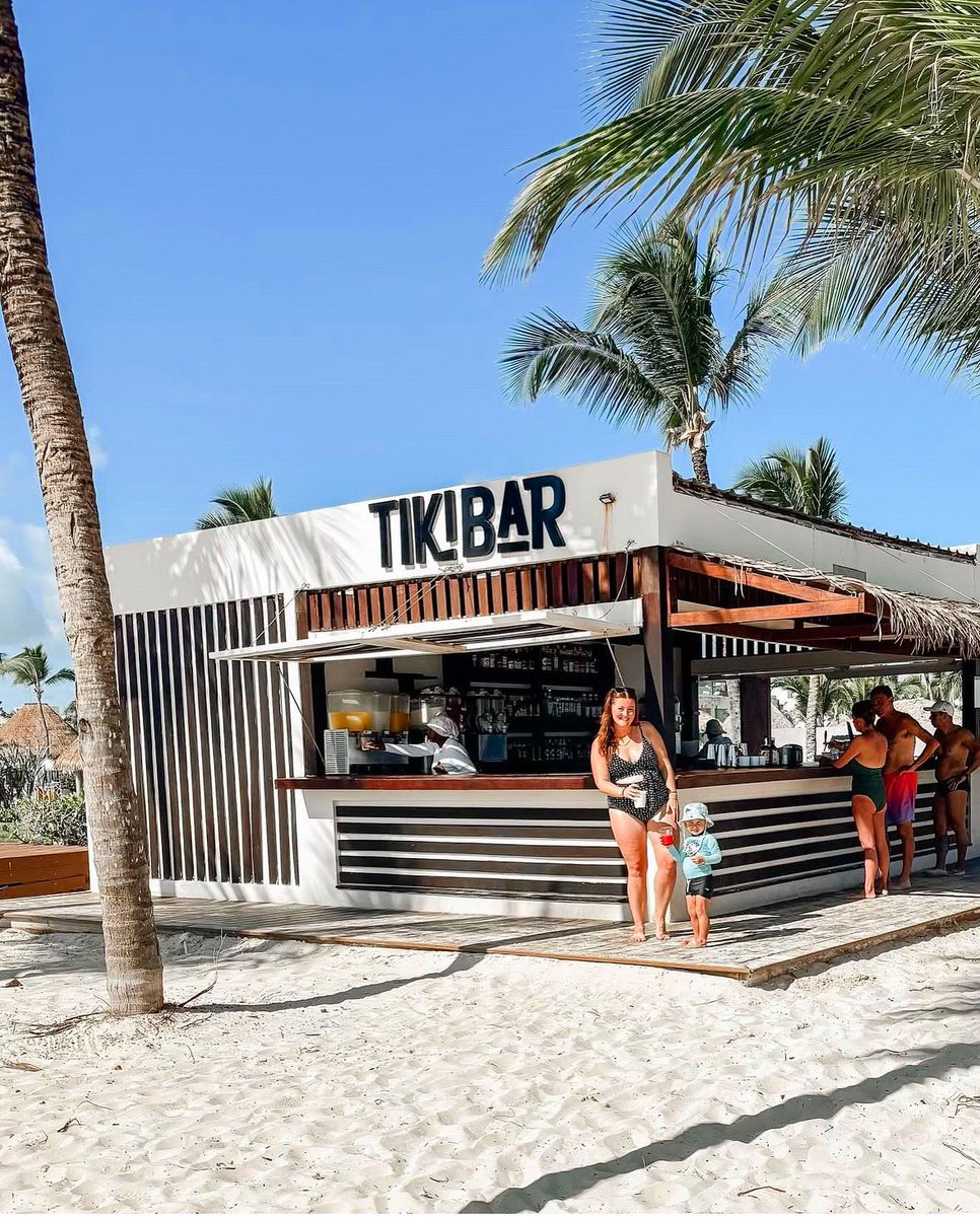 Your favorite bar in town. #HRHCPuntaCana #HardRockHotels (cocourtneyd)