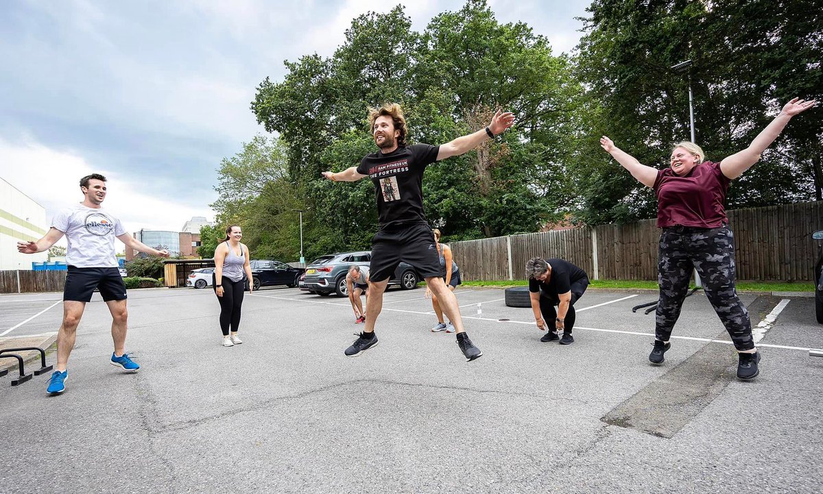 Kickstart 2025 with FREE fitness sessions for <a href="/BracknellBID/">Bracknell BID</a> employees! Enjoy weekly Yoga, Fitness Bootcamps, and Spinning. Boost your well-being and hit those #NewYearGoals. #BracknellBID #CorporateWellness #FreeFitness #EmployeeWellbeing #ManagedByPfbb