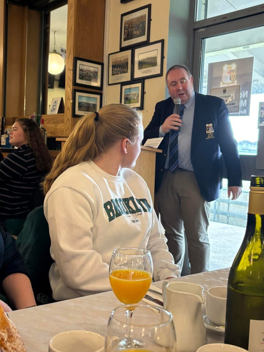Slane_Road_Bohs's tweet photo. Delighted to meet Leinster & Ireland player Aoife Wafer at the @Navanrfc Brunch yesterday.
To cap an excellent day, our @NavanLadiesRFC J1 team had an excellent win.
Also managed to win a couple of tickets to Al Porter, courtesy of @TheCentralNavan πͺ
#navan100
#navantothecore https://t.co/RjXJF5hjmf