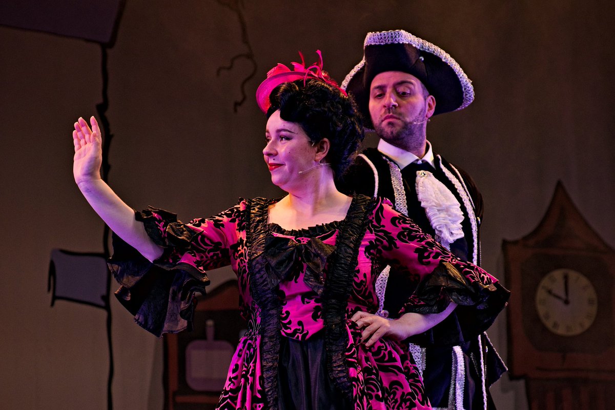 cellpups's tweet photo. The look I give when people tell me Pantomimes aren't supposed to be in January🤣! #panto #thetamworthpanto #Tamworth

One week left and shows are selling out fast!! Don't leave yourselves disappointed and come along to the best Panto you are likely to see😉!

Credit: @genius_pf https://t.co/tSXbLwABIV