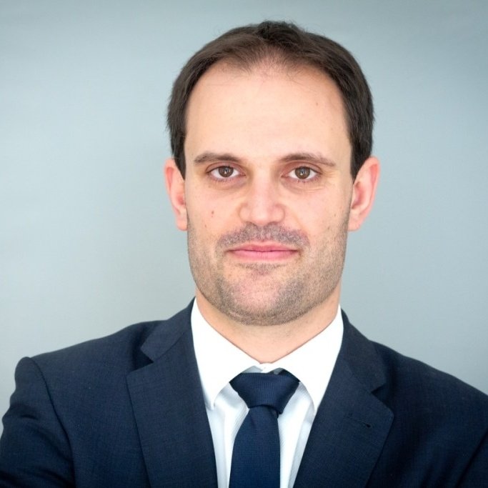 lafotaki's tweet image. Après une enquête minutieuse et parfaitement documentée, je suis enfin en mesure de vous indiquer qui sont les responsables des incendies qui touchent la #Californie.