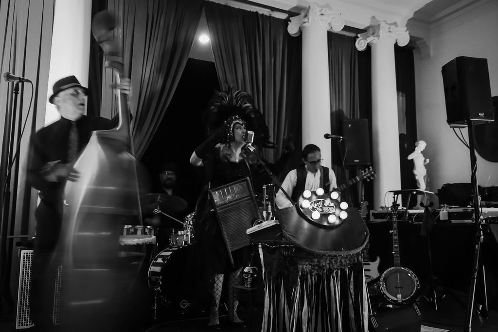 ThreeMusesNola's tweet image. "Music produces a kind of pleasure which human nature cannot do without"

🎶 Wednesday (11/15) April Mae 6-10pm
🎶 Thursday (11/16) Nanci Zee 6-10pm

#FrenchmenStreet #ThreeMusesNOLA #localmusicians #AprilMae