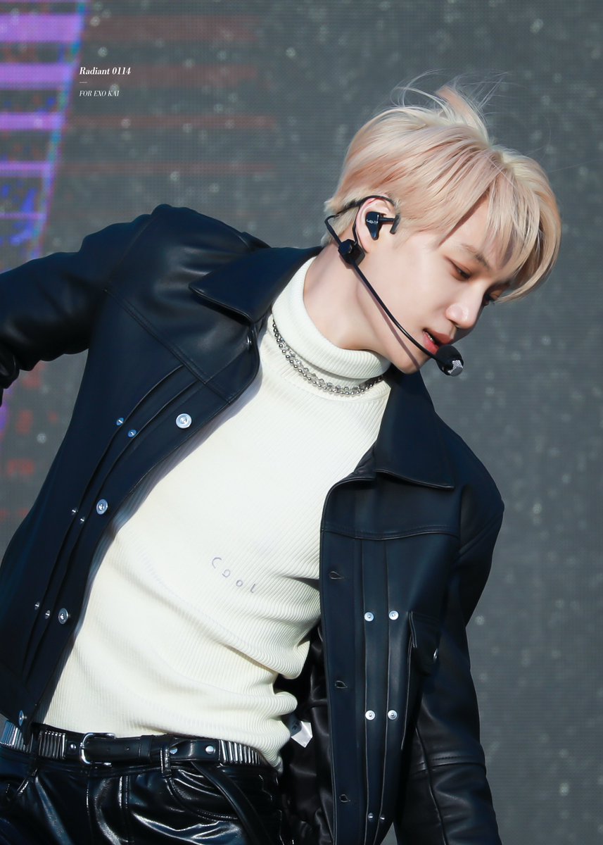 길었던 시간만큼 더 많이 보고싶은 종인아 생일 축하해 너무 보고싶다 진짜로💛

#사랑하는_종인아_생일축하해
#해피카이데이_곧_다시만나
#종인시