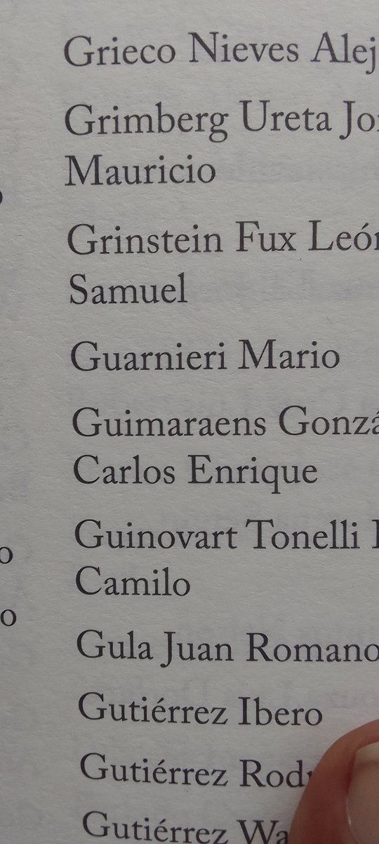 Me mueve las fibras del alma más íntimas leer este libro 
Y mis recuerdos en el Penal con ellos .alado de ellos.en mente y alma con ellos los torturados y presos 
Gracias por nombrar a mi padre