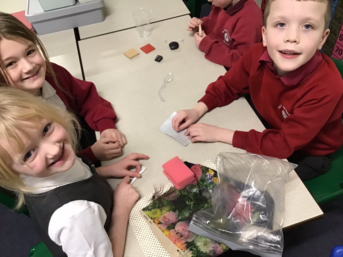 RalphBPSch_York's tweet photo. Class 4 loved investigating materials in science today. Lots of super vocabulary linked to the properties of the materials. Well done! #RBPSScience https://t.co/4XhhCEqlK3