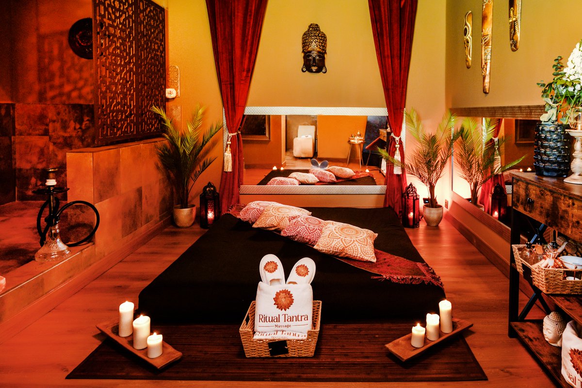 Ritualtantrabcn's tweet photo. Gran inauguración del centro de masajes de lujo Ritual Tantra Massage, hoy 13 de enero aprovecha la oferta por tiempo limitado de hasta el 30% de descuento
https://t.co/JBJDP4NHlG
Pide Cita: 931911848 - 657275132
También por WhatsApp: 625337102
TELEGRAM: @Ritualtantramassage https://t.co/m67oPIadeu