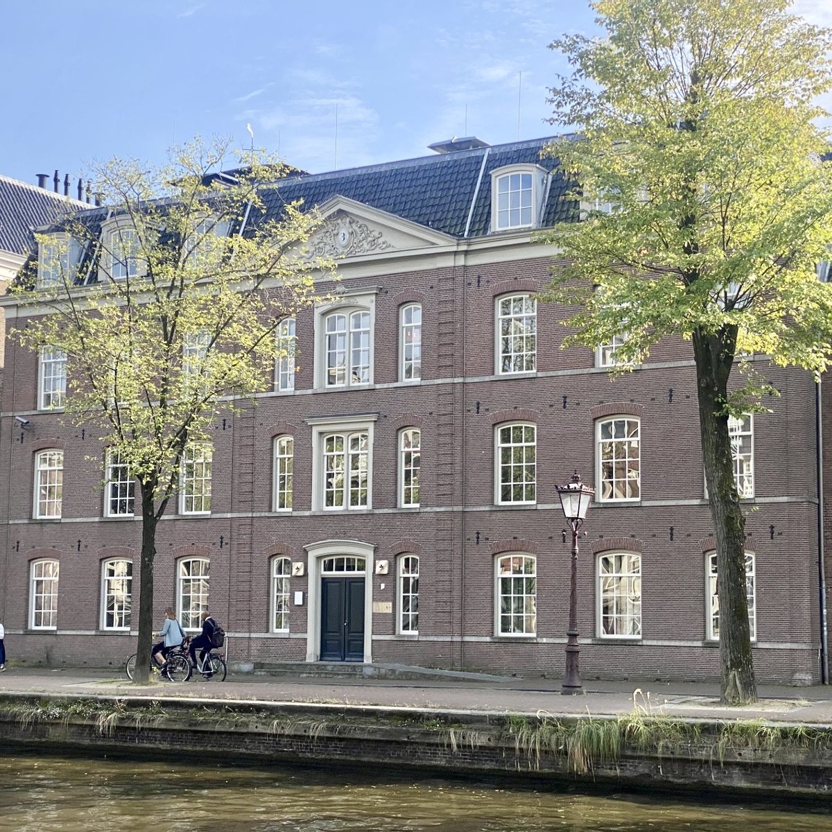 Cultural Emergency Response (CER) (@cerorganization) on Twitter photo We are excited to share that <a href="/DutchcultureA/">DutchCulture Amsterdam</a>, @ECF_tweets, @princeclausfund, & <a href="/CERorganization/">Cultural Emergency Response (CER)</a> will be housemates in a new office space, part of the H’ART Museum complex. Starting 1 February, we will be here: Nieuwe Herengracht 14, 1018 DP Amsterdam. More: bit.ly/4fW1DIQ We are excited to share that <a href="/DutchcultureA/">DutchCulture Amsterdam</a>, @ECF_tweets, @princeclausfund, & <a href="/CERorganization/">Cultural Emergency Response (CER)</a> will be housemates in a new office space, part of the H’ART Museum complex. Starting 1 February, we will be here: Nieuwe Herengracht 14, 1018 DP Amsterdam. More: bit.ly/4fW1DIQ