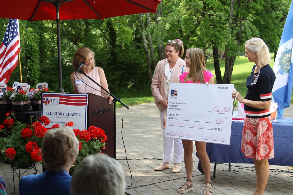 The deadline to apply for DAR scholarships is almost here—the application portal closes on 01/31 at 11:59 PM (Hawaii). Find details about the various scholarships and how to apply here: dar.org/scholarships. Share this opportunity with eligible students in your community!