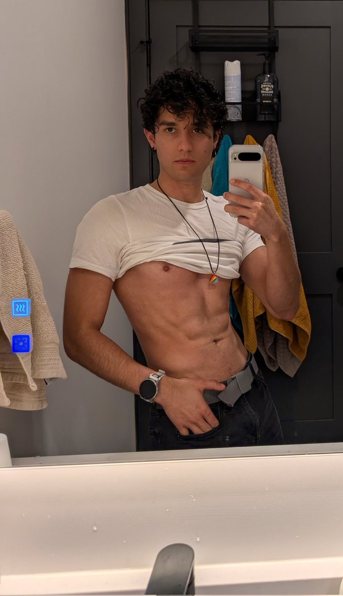 Snickers🔜FWA tweet media