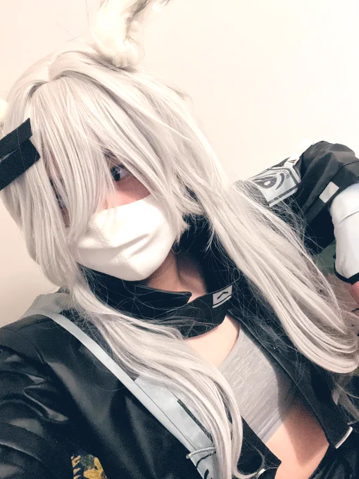 (コソコソ) 