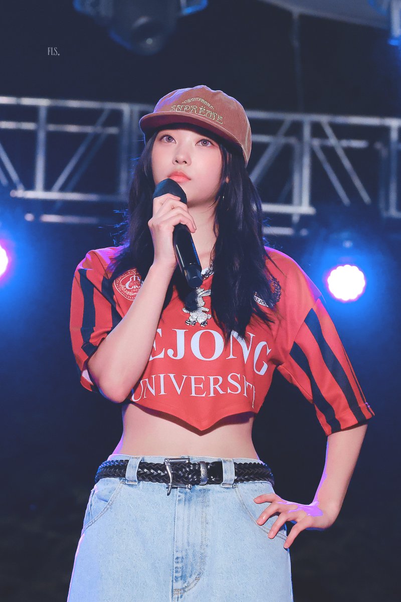 feelikesummr_hr's tweet photo. 240530 

#뉴진스 #해린 #NewJeans #HAERIN https://t.co/Kak6Y5pjJH