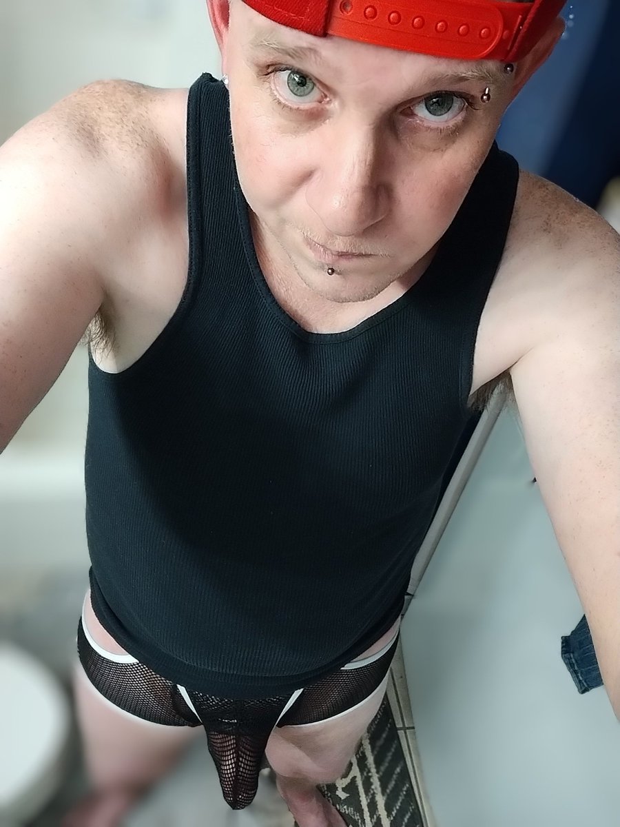 CockyKyGuy's tweet photo. Didn't realize I had that much back there lol might need to stay off the lil Debbie cakes ,😂 https://t.co/4q1O2Zc9R9