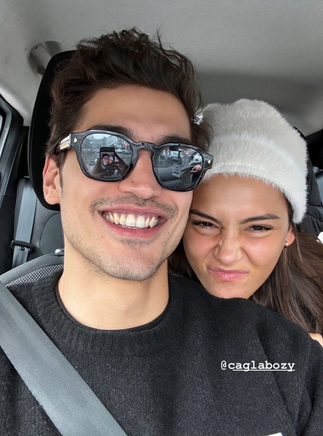 GhLAuKFWEAA3yiO?format=jpg&name=large