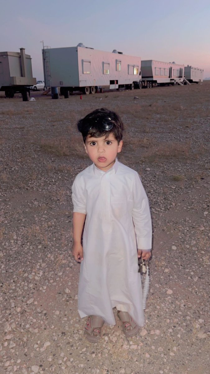 e14oii's tweet photo. عساك في اللازم أسرع من ملاقى الجفون
والطف من الما على الكبد الضمانه وأرق
ُ
ابغيه ينقال هذا اللي عليه الظنون  
صبيٍ تعولق مداغيش العيال وفرَق https://t.co/b4yhsPBUyN