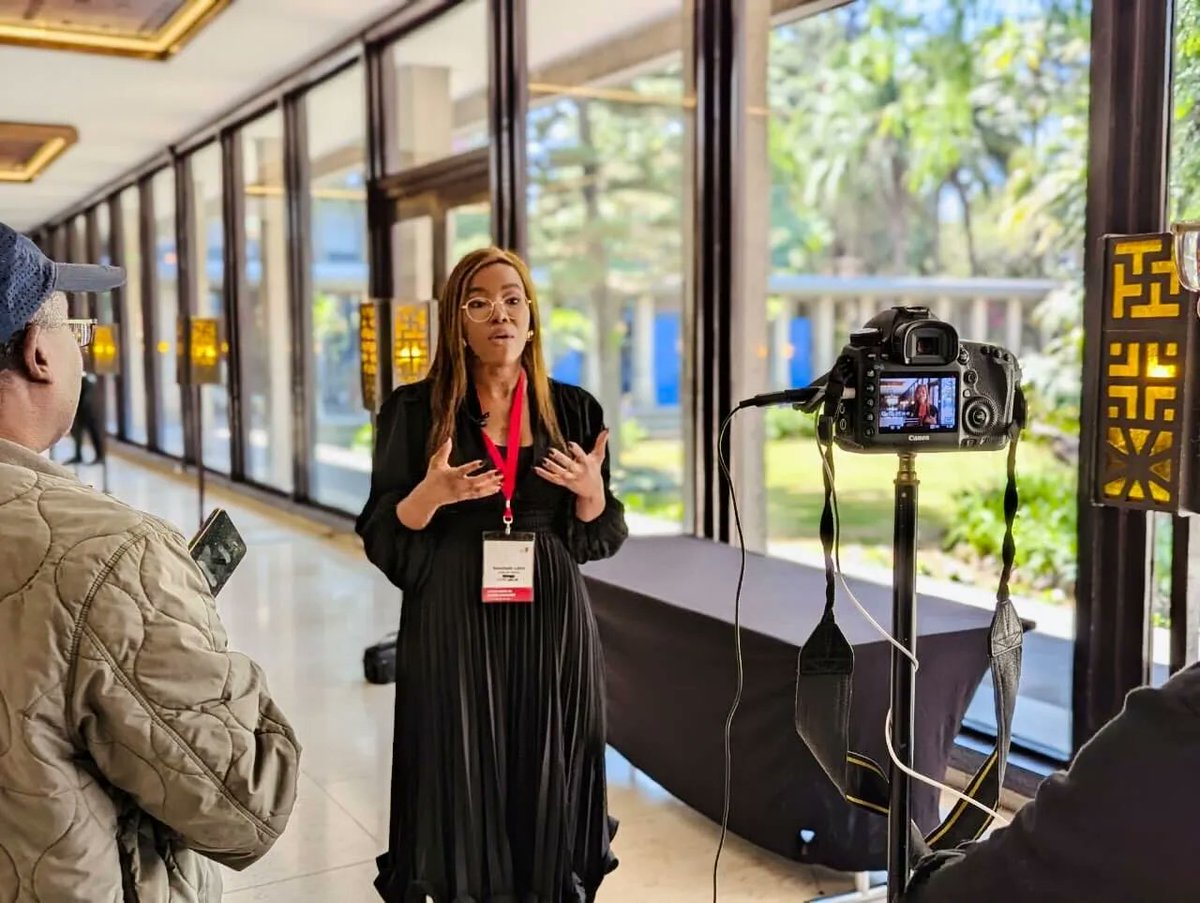 AfriSIG 2024 Recap: Experts call for a digitally unified Africa

<a href="/NomshadoL/">Nomshado Lubisi</a>, comms strategist at <a href="/Code4Africa/">Code for Africa</a>, joined delegates from 16 African countries in Addis Ababa to explore a harmonised approach to strengthening Africa's digital economy.

More here: bit.ly/3PtZdqm