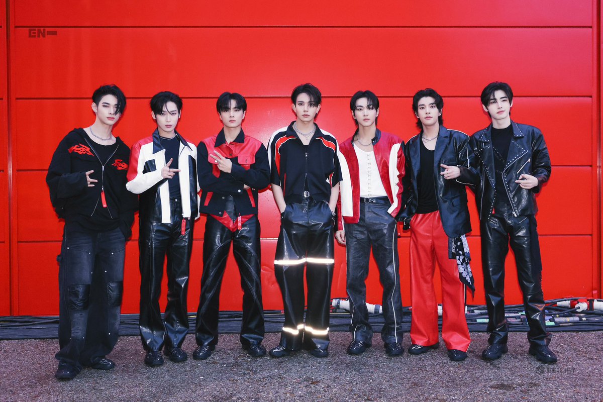 enhypenweverse's tweet photo. [PHOTO] 250113

ENHYPEN <Music Bank in MADRID> Behind Photo Sketch 📸 

(1/10)

@ENHYPEN_members @ENHYPEN #ENHYPEN #엔하이픈 https://t.co/EAhNzOUaDb