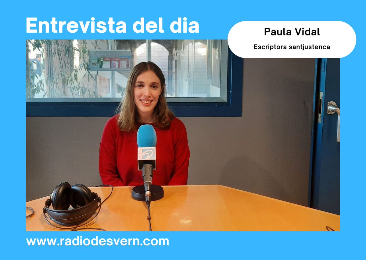 🎙️#RadioDesvern-Entrevista a l'escriptora santjustenca <a href="/paulavidalbooks/">Paula Vidal</a>, que farà un taller d'escriptura a l'@AteneuSantJust

🗨️"Seria una persona molt més infeliç si no llegís. Sempre he volgut ser escriptora perquè primer vaig ser lectora"

🎧ENTREVISTA:
radiodesvern.com/programs/entre…
