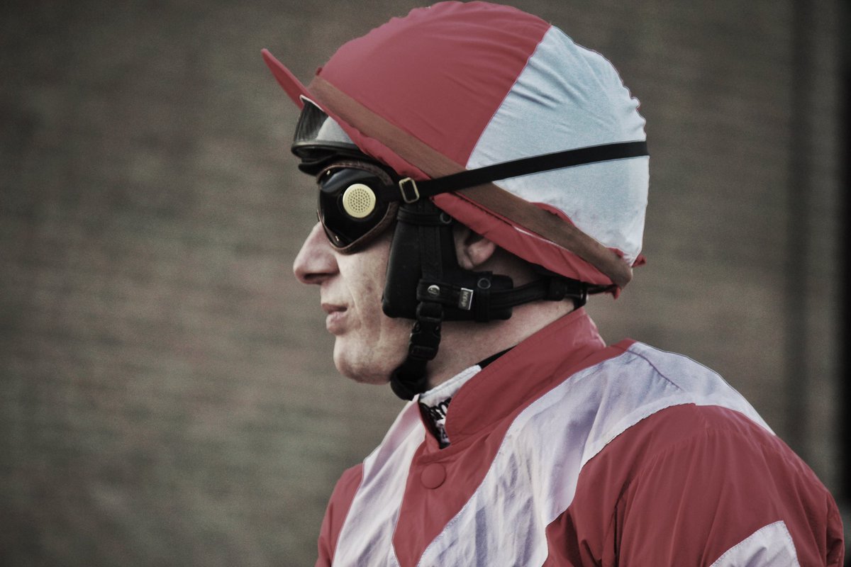 19jack98's tweet photo. Few photos from @punchestownrace , @Buckley123K getting a congratulatory from Edward Buckley, @PTownend before riding Lecky Watson, Nine Graces getting welcomed back in, and @amamoro all smiles after Lecky Watson wins over fences https://t.co/6o3aG6hvv0