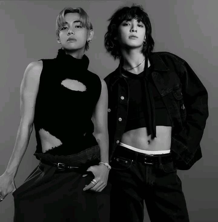 jungkovtae's tweet photo. WHEN... https://t.co/gv2JmkeAd5