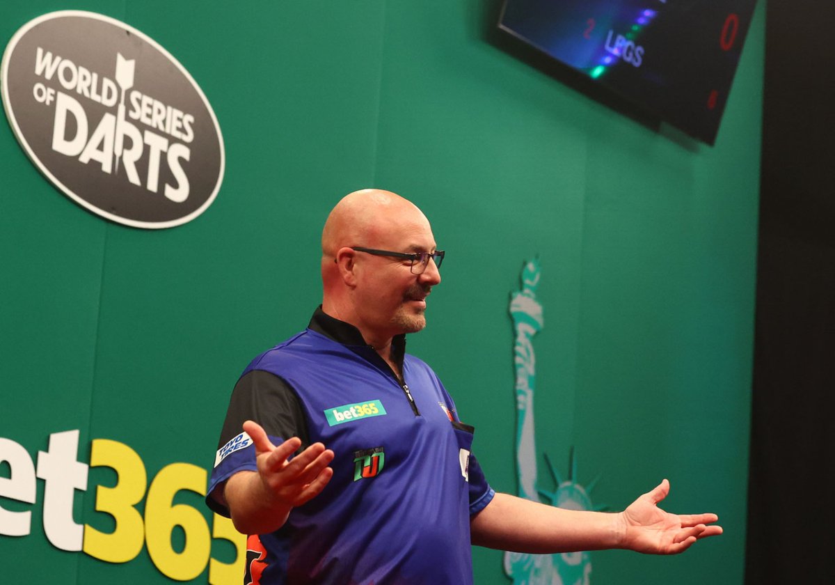 Darts_World's tweet photo. 🎯🏆 | Long & Kuivenhoven Secure PDC Tour Cards
🗞 Jim Long and Maik Kuivenhoven claim their PDC Tour Cards as the final winners of 2025 Q School.
↪️https://t.co/UNi0Rwy3C5
#TheOfficialVoiceOfDarts
#PDCQschool https://t.co/gO77tj0N6n