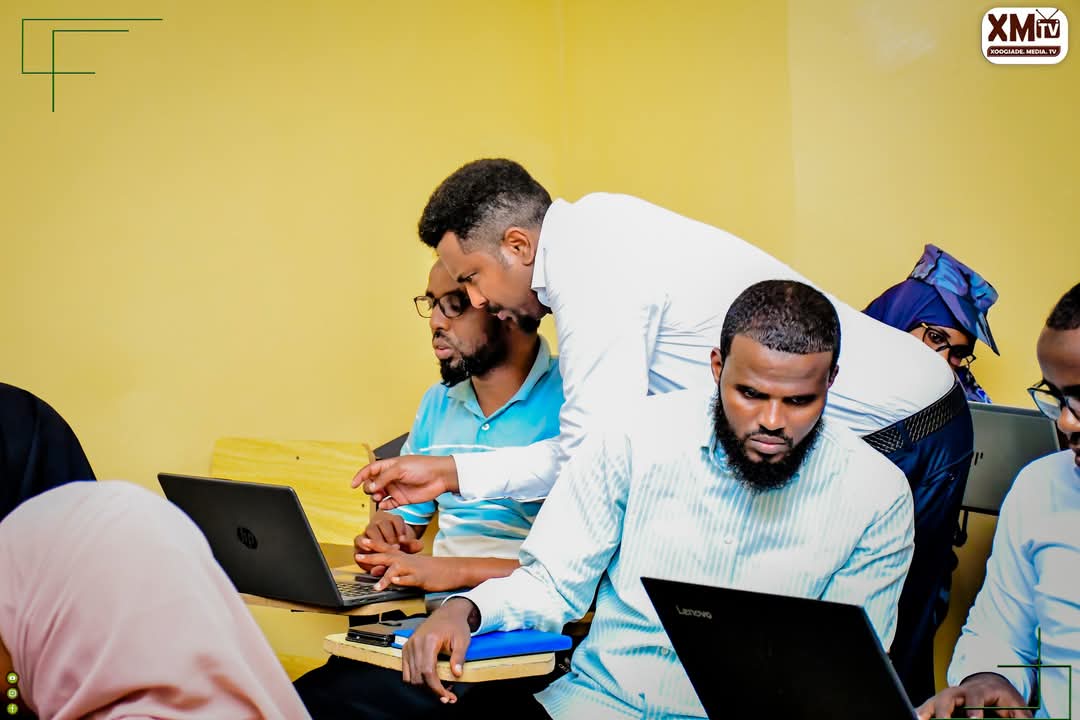 cabdiraxmanmid's tweet image. On the last day of the seventh batch&apos;s Advanced Training on Cargo Logistics Operations &amp;amp; Customs Clearance Management in Berbera, the trainees practiced the customs duty calculations for Somaliland &amp;amp; Ethiopia by using an &quot;automated customs calculator&quot; that we recently developed.