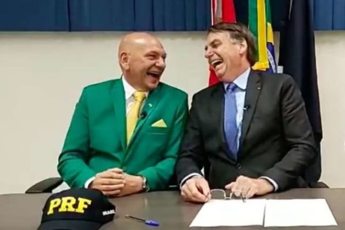 Multa de R$ 85 milhões imposta a Luciano Hang vai ser discutida em audiência de conciliação na Justiça. Empresário foi condenado em 1ª instância por intimidar empregados a votarem em Jair Bolsonaro, mas recorreu da decisão (O Globo)