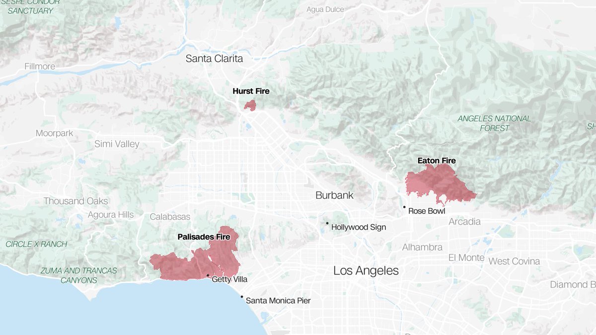 Esta__English's tweet photo. 🚨 #Breaking_News 
#Esta 
#Last_update  

#wildfire burns LA inside to cross-side. https://t.co/iyC7sYmwfA