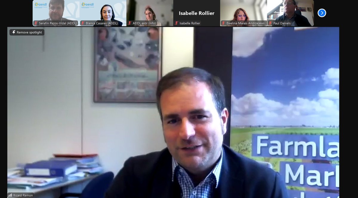 SerafinPazos's tweet photo. Just out of chairing a Chatham-style session with 40 experts on the future of sustainable and smart agriculture, as part of our @BEATLES_EU Project EU MAP. Time is right to discuss this, as highlighted by @EUAgri Ricard Ramon, who kindly joined us to reflect on the future of CAP. https://t.co/FCUBkZgOF6