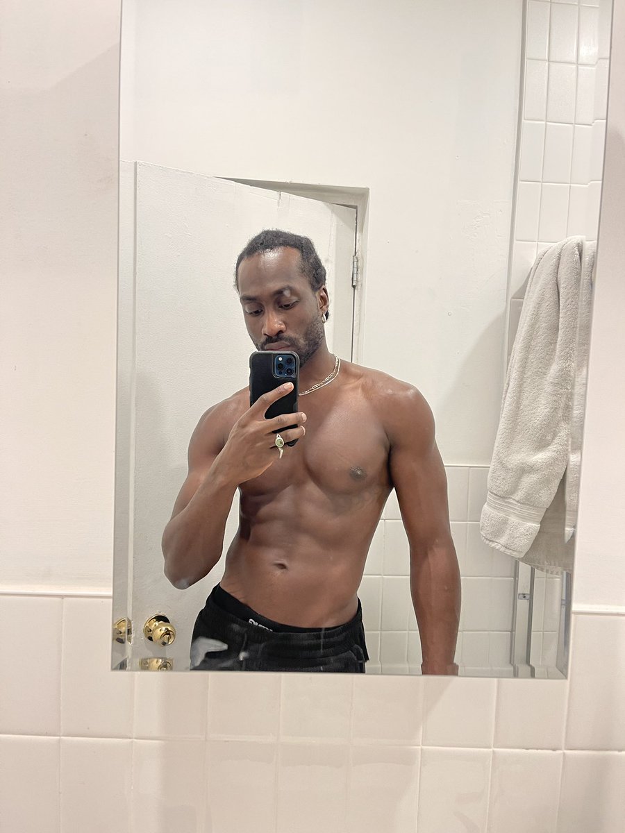 devonnfrancis's tweet photo. Bulk me please https://t.co/GRKhIq7D3W