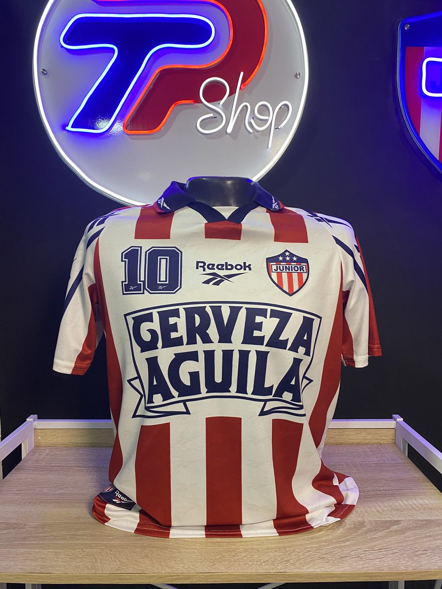 Ptshop_junior's tweet image. Se cayo la venida de James, pero nada y nadien está por encima de Junior y sus colores. Por eso sortearmeos dos camisetas de estas el día viernes; ayúdanos a crecer 😍 en esta red social, que X haga su magia 🪄
Condiciones
1. Dale RT
2. Síguenos
#JuniorManda