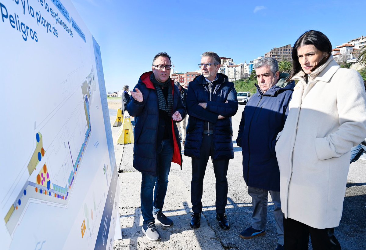 cdiazmaza's tweet photo. ✅Arrancan las obras para prolongar el paseo marítimo desde Gamazo hasta la playa de Los Peligros.
🗣️Empezamos 2025 con un nuevo impulso a la integración puerto-ciudad #Santander gracias al diálogo y colaboración entre Ayuntamiento y Autoridad Portuaria.
#ForoPermanente 🚢🤝🏙️ https://t.co/Nx8cif0EcN