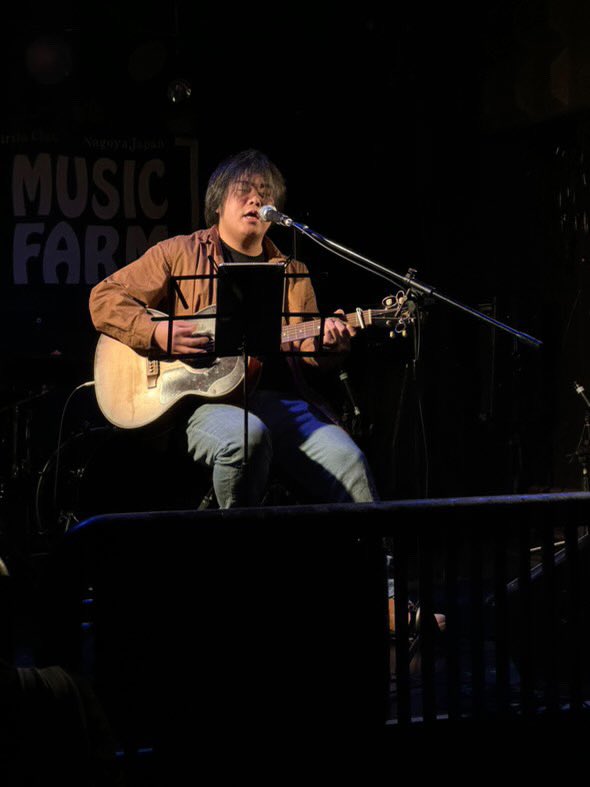 souma_111's tweet photo. 名古屋 MUSIC FARMでのライブ終わりました。

久しぶりに名古屋 MUSIC FARMで唄えて楽しかったです。

共演者のみなさん、聴いて下さったお客さん、MUSIC FARMのスタッフのみなさんありがとうございました。 https://t.co/ajkq3XoCnb