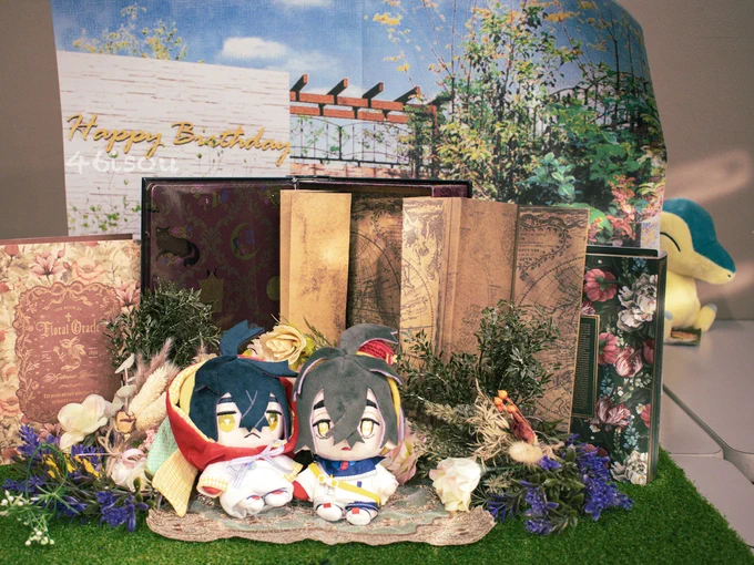 チャレのぬい撮りスペースお借りしましたどなたかのヒノちゃん、とてもかわいい感じに映り込んじゃった……