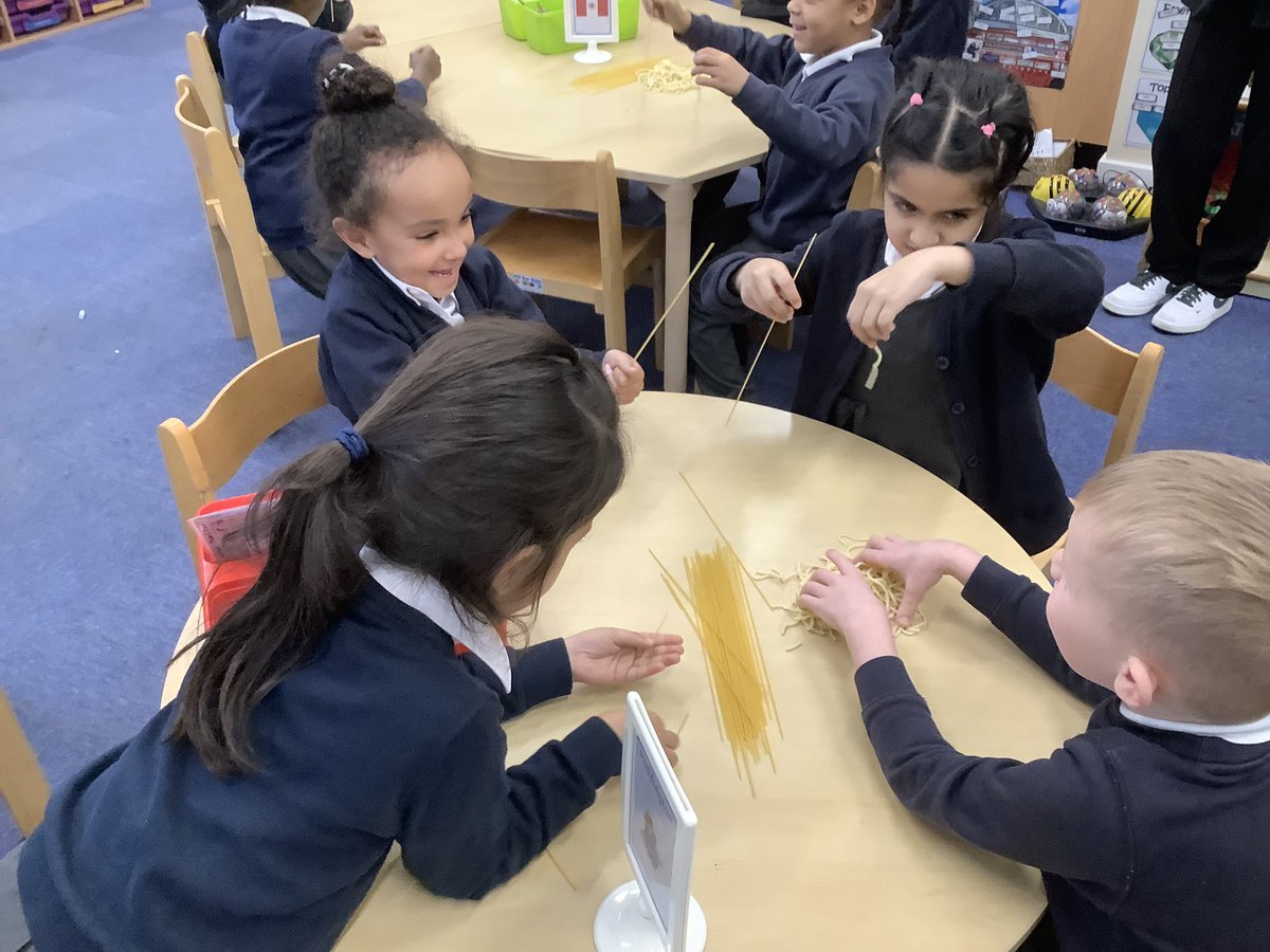 PindersPrimary's tweet photo. In our One Life lesson in Y1 we were thinking about mental fitness. Spaghetti helped us to understand that we need to be flexible (like cooked spaghetti) and not rigid (like uncooked spaghetti) so that we are mentally healthy, adapting well to changes. #PPRSHE #PPOneLife https://t.co/eSYFyNxEcu