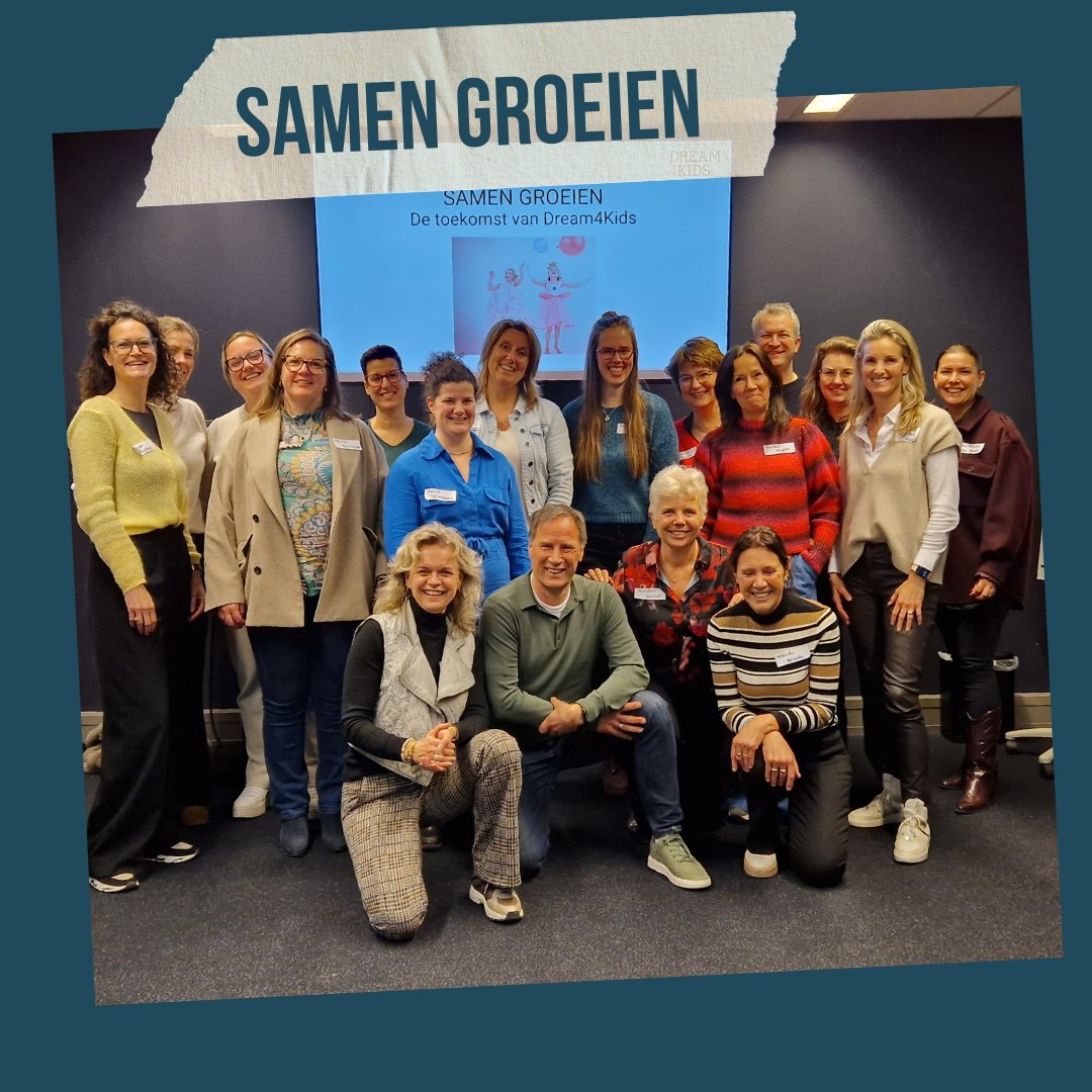 🌟𝗦𝗮𝗺𝗲𝗻 𝗚𝗿𝗼𝗲𝗶𝗲𝗻🌟
Afgelopen donderdag hebben we met vrijwilligers uit de regioteams gespard over de toekomst van Dream4Kids. Vanuit 't thema 'Samen Groeien' hebben we samen onderzocht wat we nodig hebben om voor nóg meer kinderen 'n Droomdag te kunnen organiseren💙