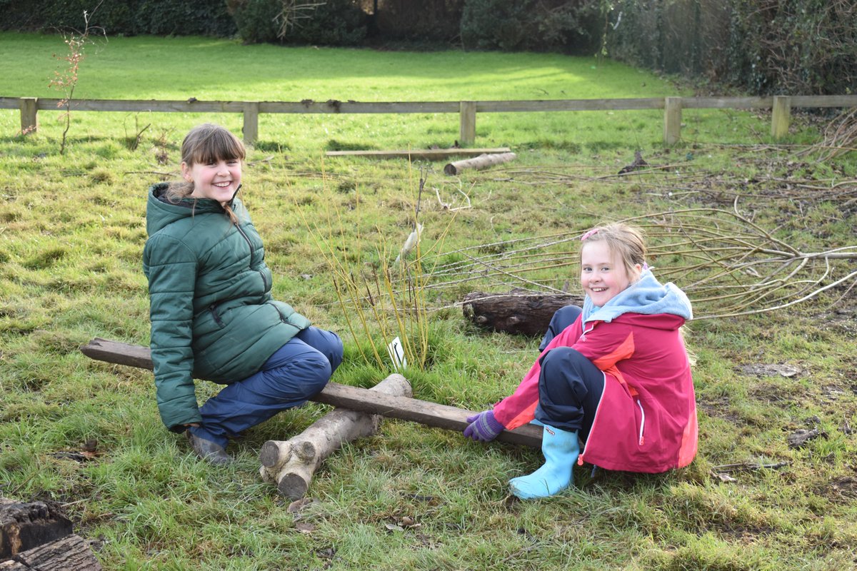 StAndrewsOxon's tweet photo. Fun at Forest School today! 🌳 https://t.co/WA11eHNQ6B