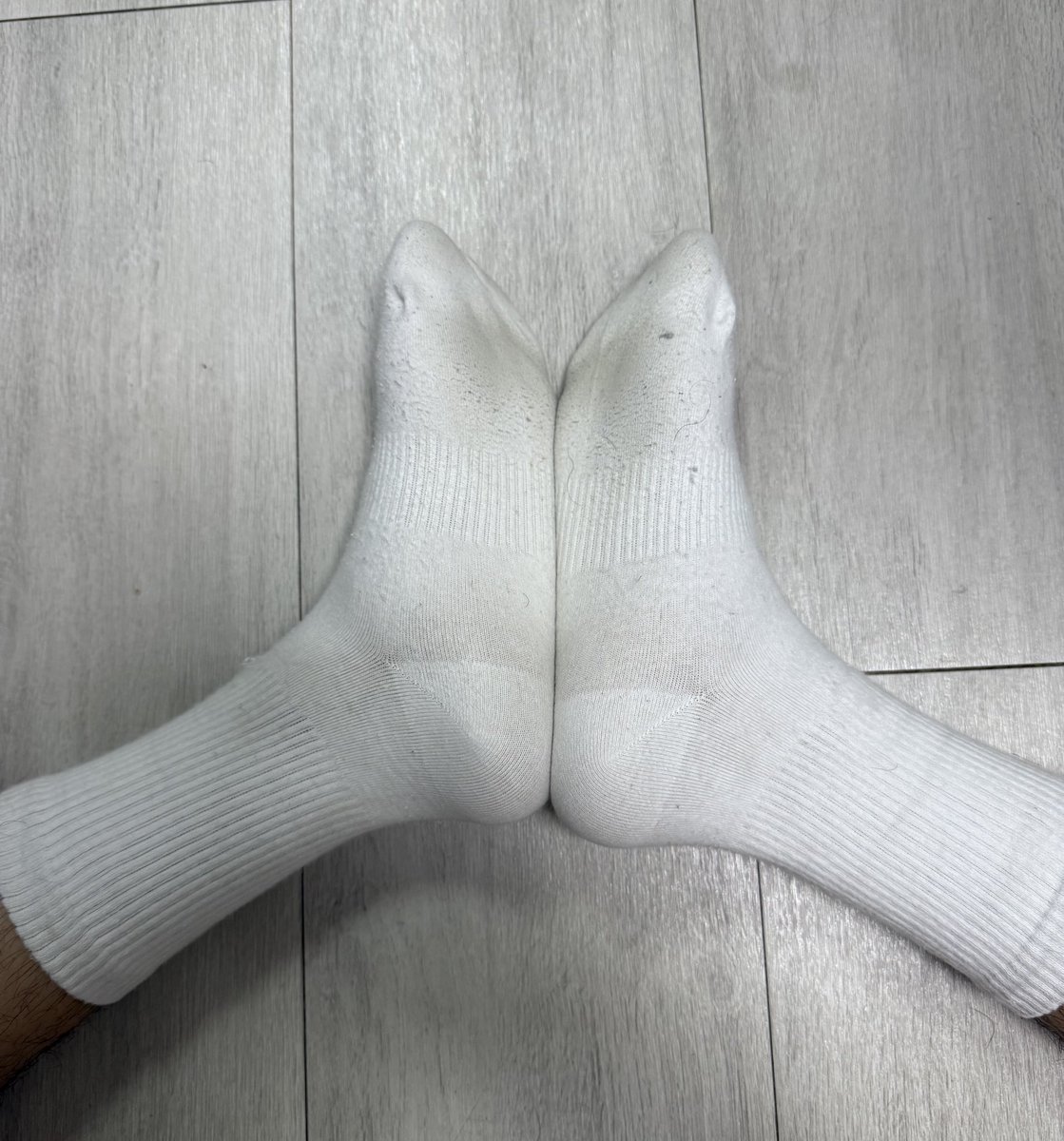 상납해야지??

#상납 #멜섭 #게이 #흰양말 #신던양말 #골든