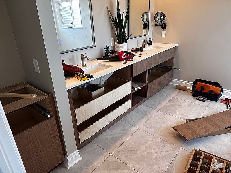 canwoodworking's tweet photo. From Rob's Bench "Installation from hell: the grand finale" #Robsbench #homeimprovement #interiordesign #renovation #homedecor #home #design #diy #interior #remodel #remodeling #house #homesweethome #painting #CanadianWoodworking #canwoodworking READ NOW: https://t.co/c1YlTwLydY https://t.co/OMp6Bq66Ac