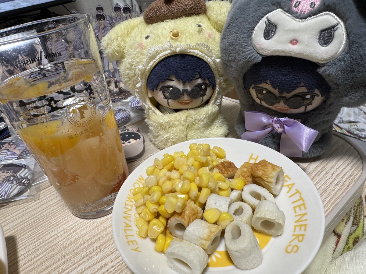 hanami_0401's tweet photo. 時間無さすぎて雑ですが！！

誕生日おめでとうワース🎉🎂🎉しっかりちくわとコーンもお祝いの場に用意したよ🥰🥰フルーツポンチ雑くてごめんね😉😉アニオリで3期登場するの待ってます！！！改めておめでとう！！㊗️🎉
#ワース・マドル生誕祭2025 https://t.co/xCWfLxATGd