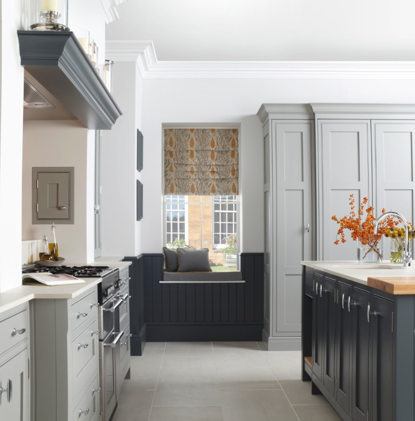 Grays_Norwich's tweet image. A two-tone kitchen provides the opportunity to highlight features while adding depth and dimension to your space.

Visit Grays Fitted Furniture: 🖥️ bit.ly/45dFcLF 

#kitchencolours #kitchencolourscheme #twotonekitchen #kitchendesign  #kitchensnorwich #kitchensnorfolk