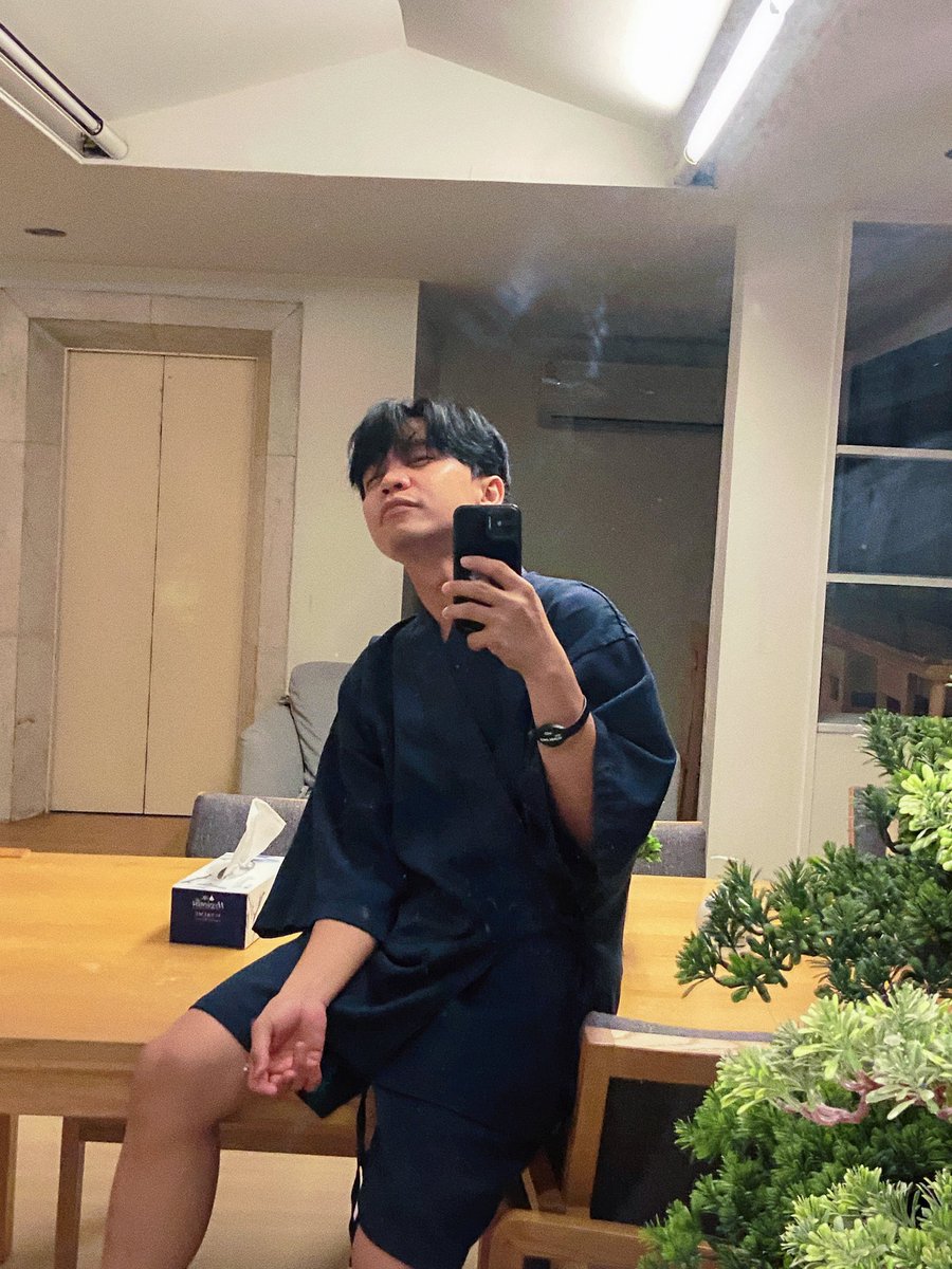 jjc031's tweet photo. Such a relaxing day at @kinosento_ 🧖‍♂️ 

#jakeTheDiary https://t.co/96qe3k9tPa