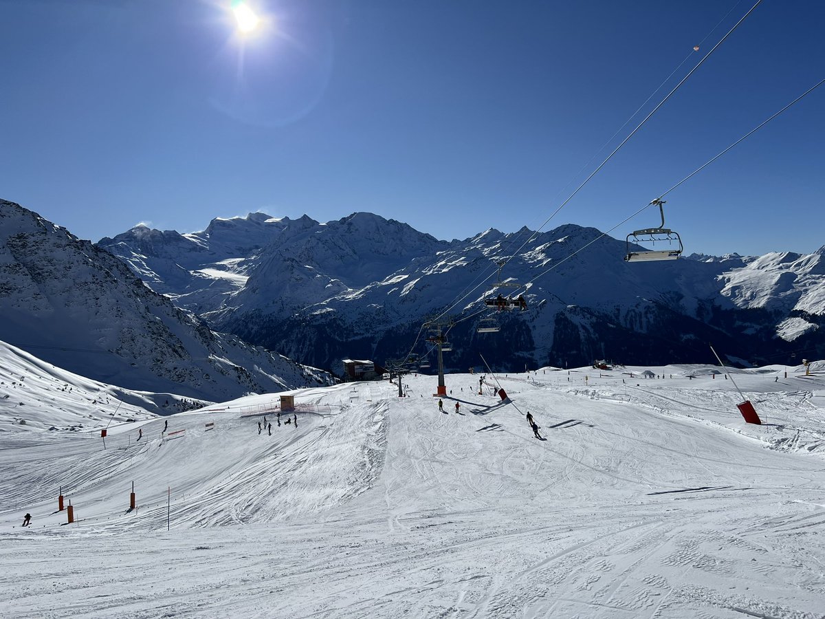 redsnail's tweet image. Bluebird day in Verbier, Swiss Alps.