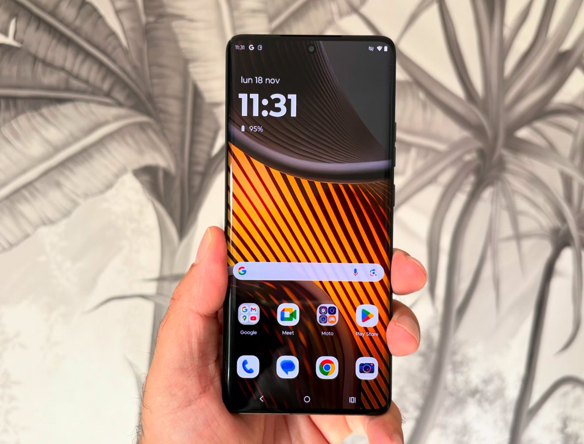 MikyAncona's tweet photo. Motorola Edge 50 Ultra 5G
Un top di gamma valido anche nel 2025 , ha più senso ora che alla data di lancio !
Like , condividete e iscrivetevi al canale ! Grazie
https://t.co/38iTU29lNU
#motorola #motorolaedge50ultra #Edge50Ultra #mikyancona #tech #technology #techblogger https://t.co/4fRsq0S05S