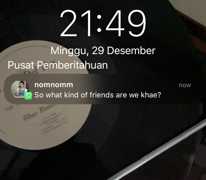 what are we?

— jeno few twt au