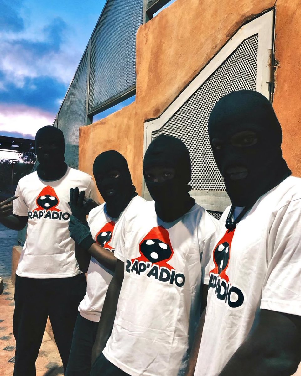 Dates à retenir : Le 01 fevrier sortie album  CLBCB de RAPADIO 4 EVER et Le 07 Février 2025 un Grand concert de retour avec comme invité toute la crème du Hip Hip Galsen au Théâtre National Daniel Sorano..
Commandez vos tickets et achetez vos tickets du concert sur <a href="/gnudem/">Gnudem</a>