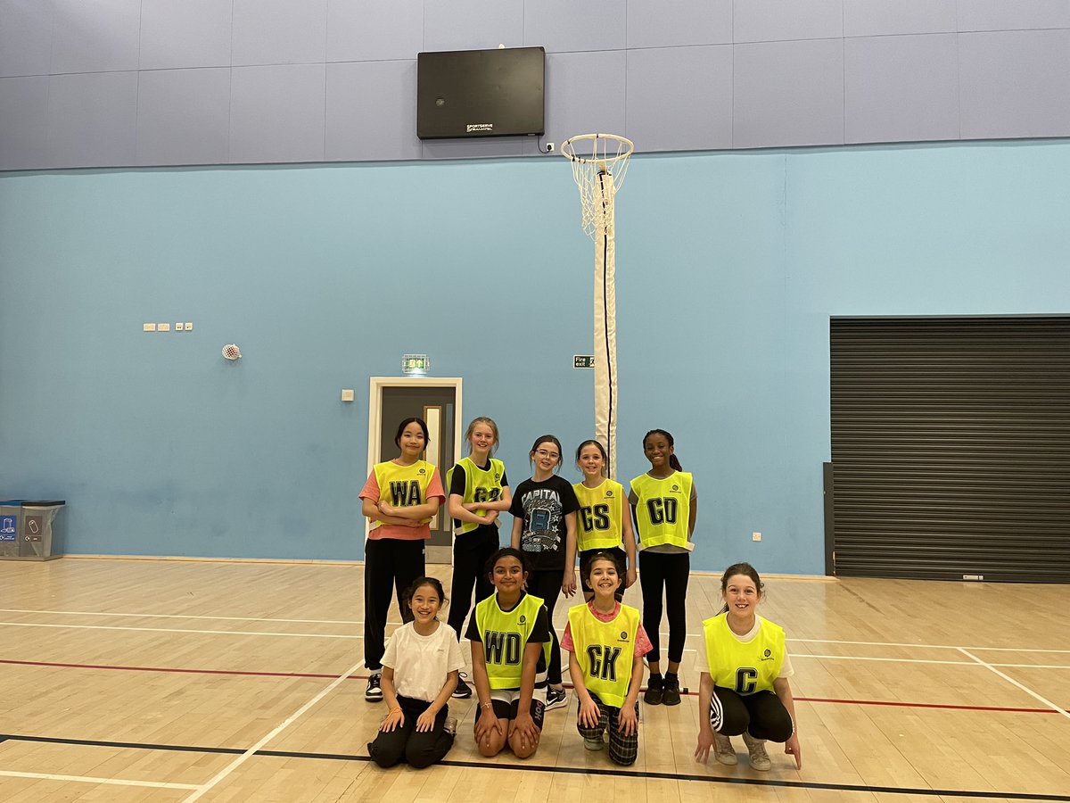 Well done and congratulations to our P6 girls who took part in an Edinburgh Netball Festival today. 🌟