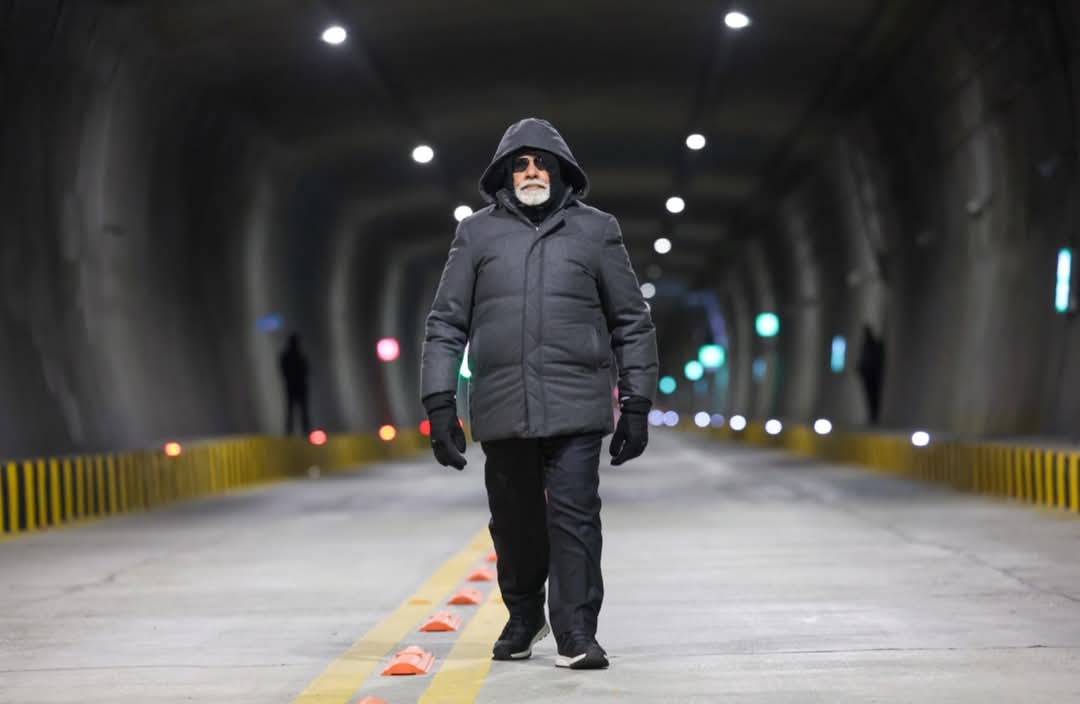TONMOYMANDAL8's tweet photo. মাননীয় প্রধানমন্ত্রী @narendramodi Modi জি জম্মু ও কাশ্মীরে সোনামার্গ টানেলের উদ্বোধন করেন।

১২ কিলোমিটার দীর্ঘ এই টানেল সংযোগ, পর্যটন এবং অর্থনৈতিক প্রবৃদ্ধি ঘটাবে, সোনামার্গকে ভ্রমণের গন্তব্যে রূপান্তরিত করবে। https://t.co/SCwRHARFNg