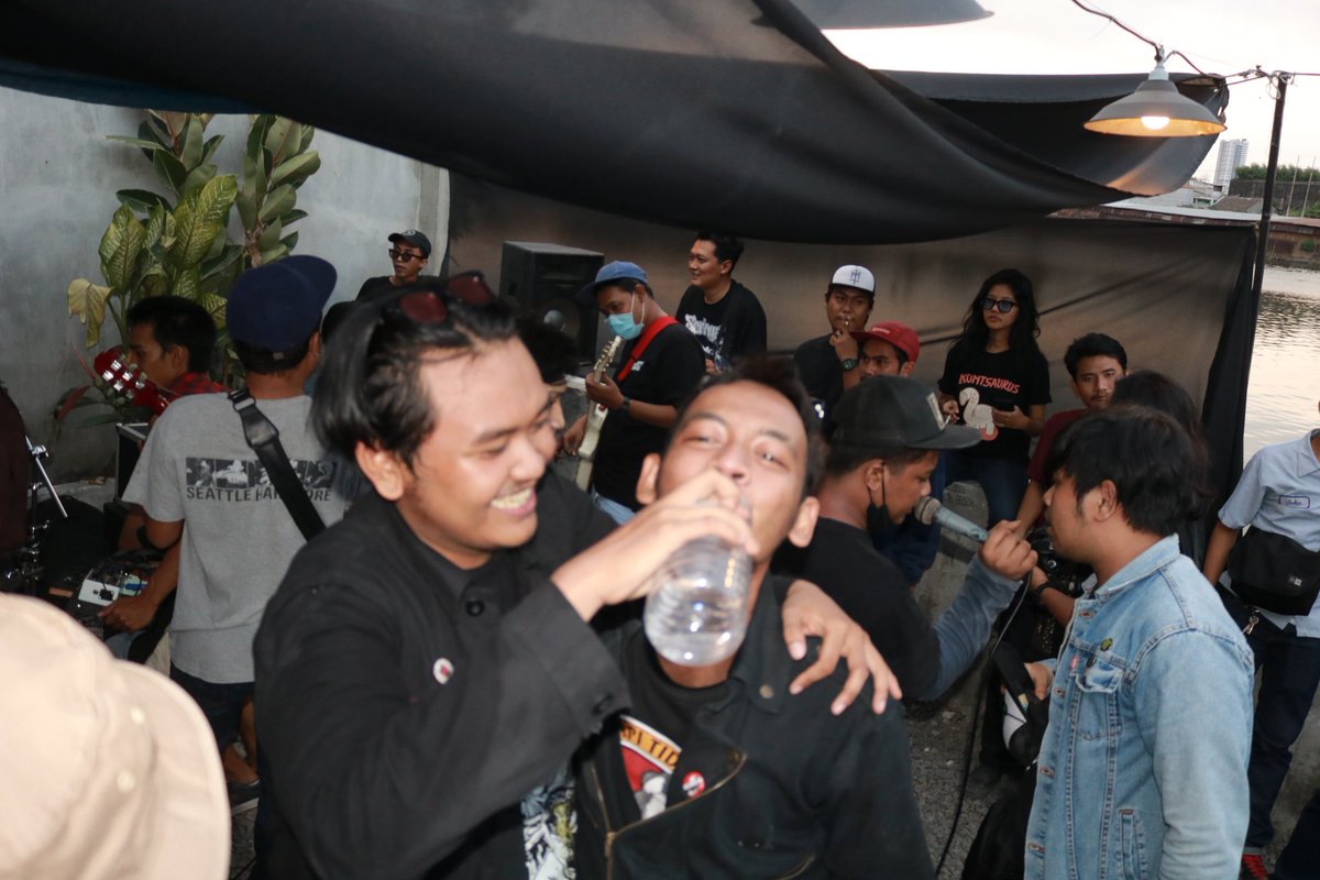 pulisitidor's tweet image. @rizalparikesit_ Alkonyol