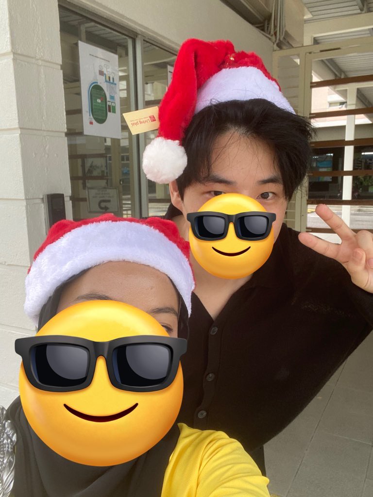 woowowbear's tweet photo. when “Ya Allah tak dapat Park Jeongwoo tapi Park lain pon jadi” became real….. https://t.co/kWvFWzwuug