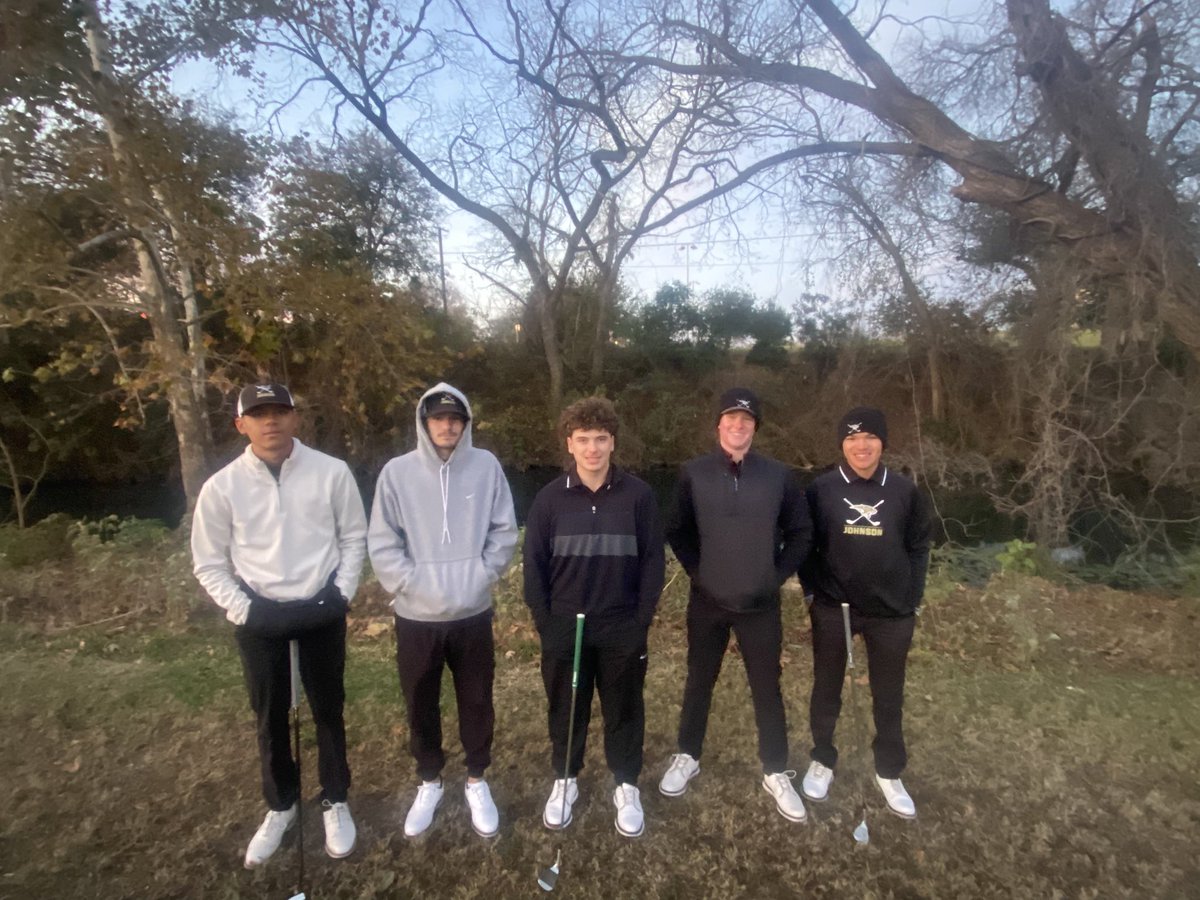 Buda Jags hitting 36 holes at Landa Park.